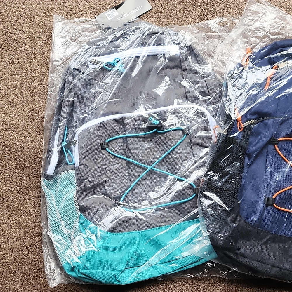Backpack bundle (2) - Picture 3 of 6